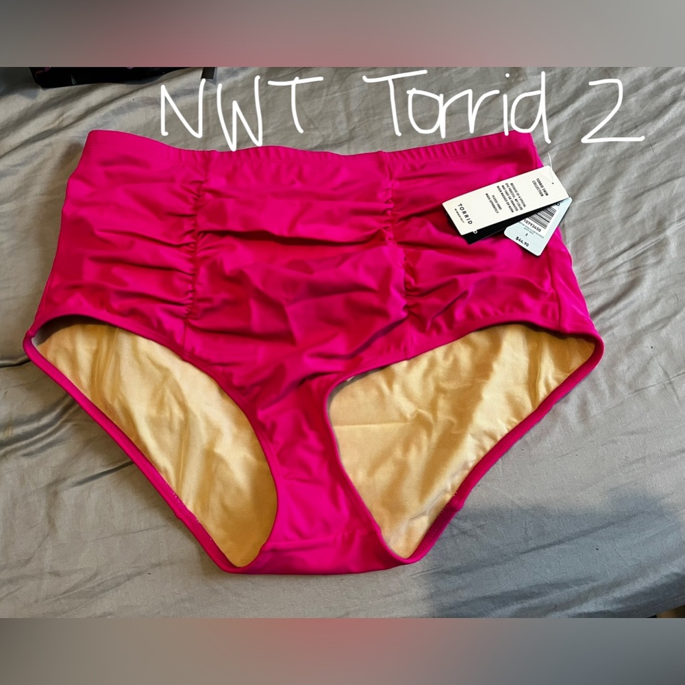 Torrid swim bottoms hot pink size 2 NWT